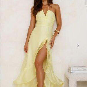 Yellow Hello Molly Halter Dress size women’s small